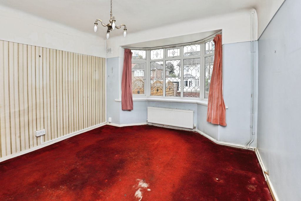 Property photo 2 of 14 Dining Room