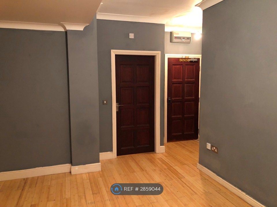 Property photo 2 of 3