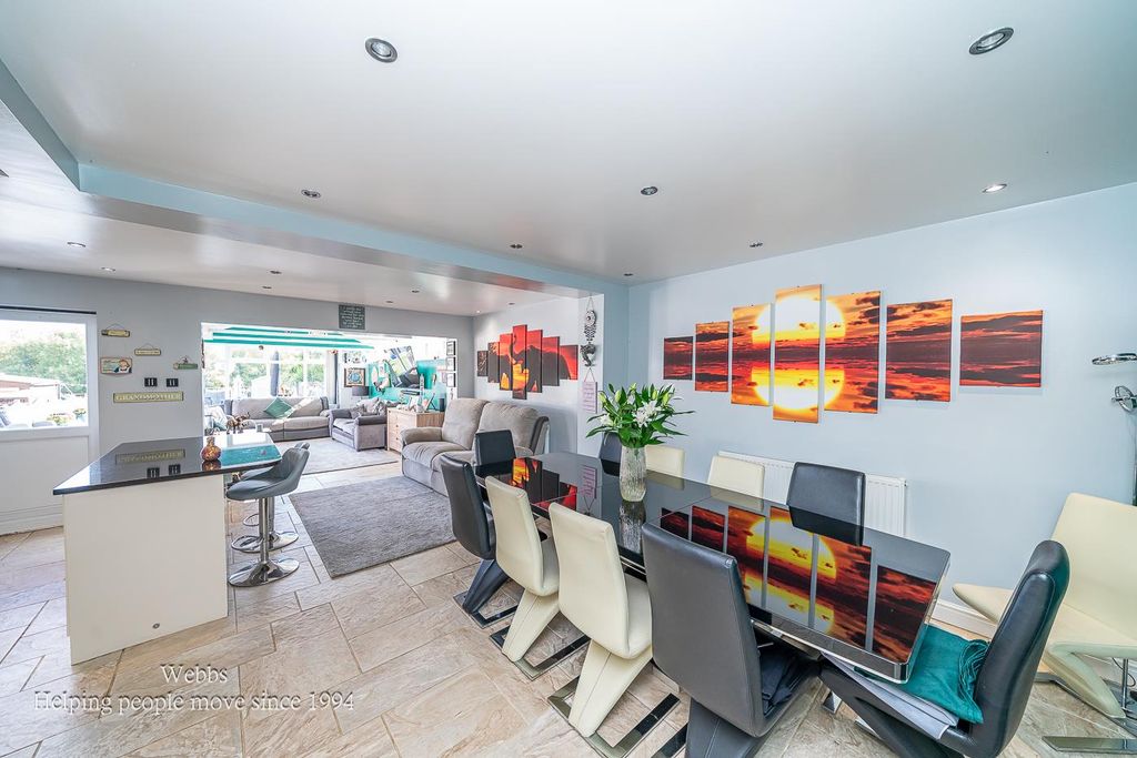 Property photo 3 of 33 Dsc02150.Jpg