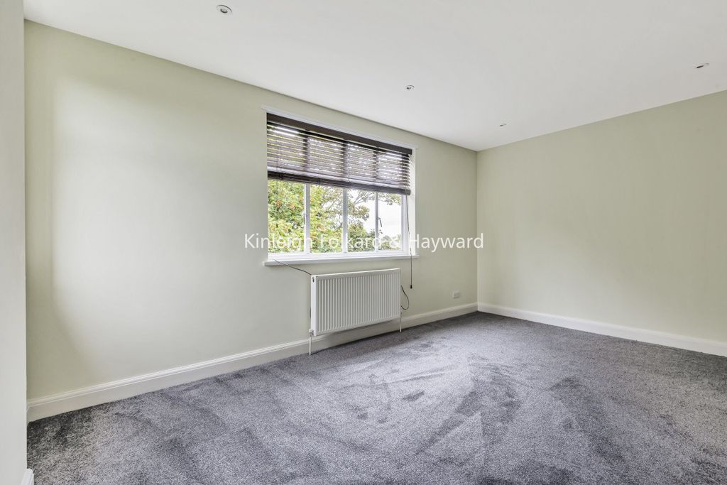 Property photo 3 of 7 Picture No. 09