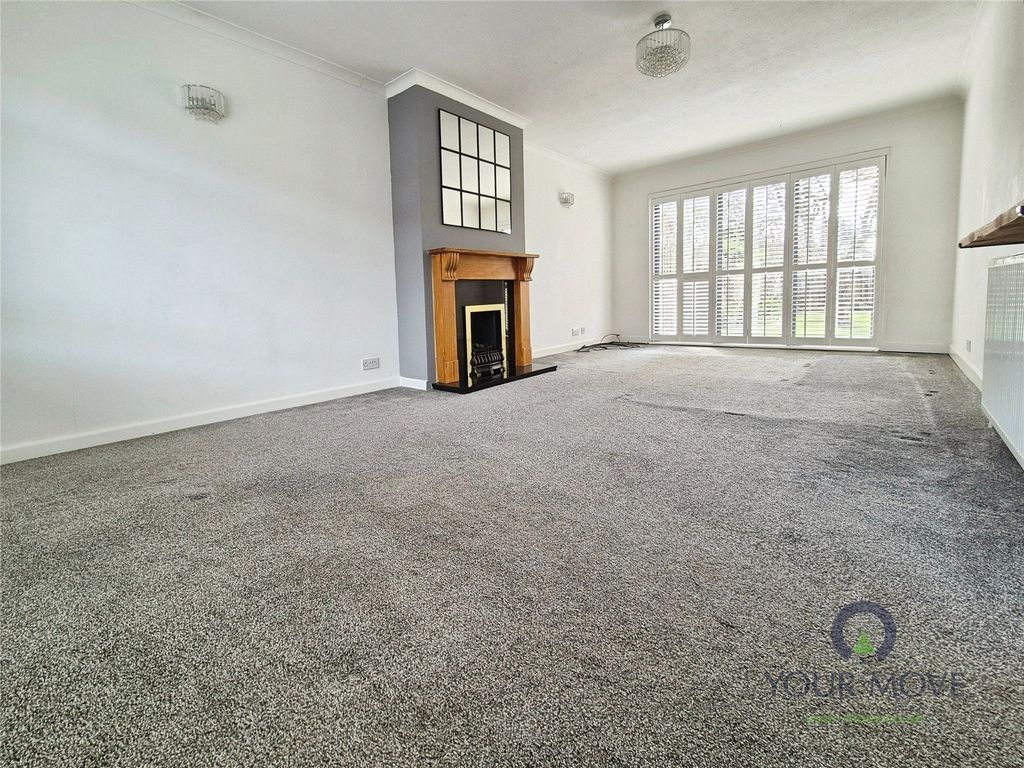 Property photo 2 of 23 Living Room