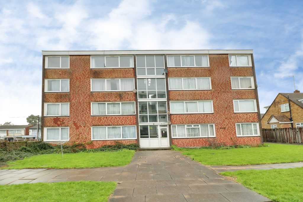 Property photo 1 of 9