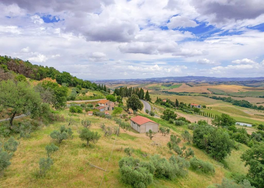 Property photo 3 of 23