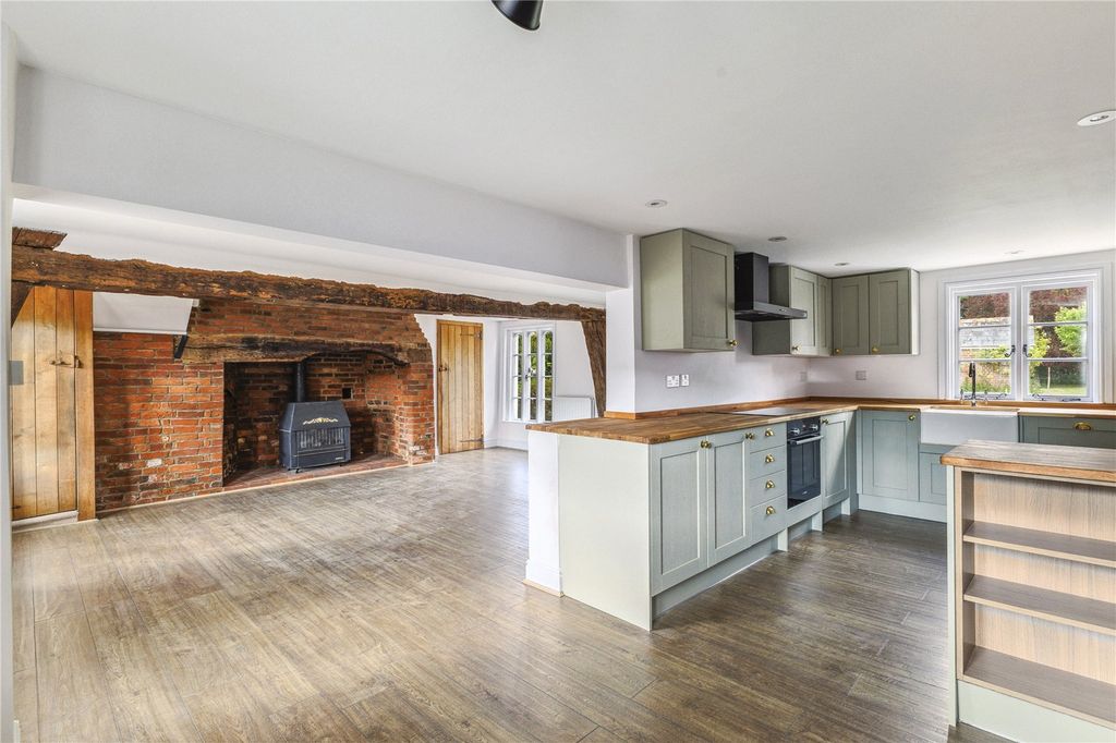 Property photo 2 of 19 Kitchen Dining