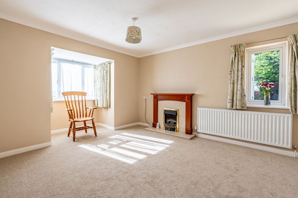 Property photo 2 of 12 2