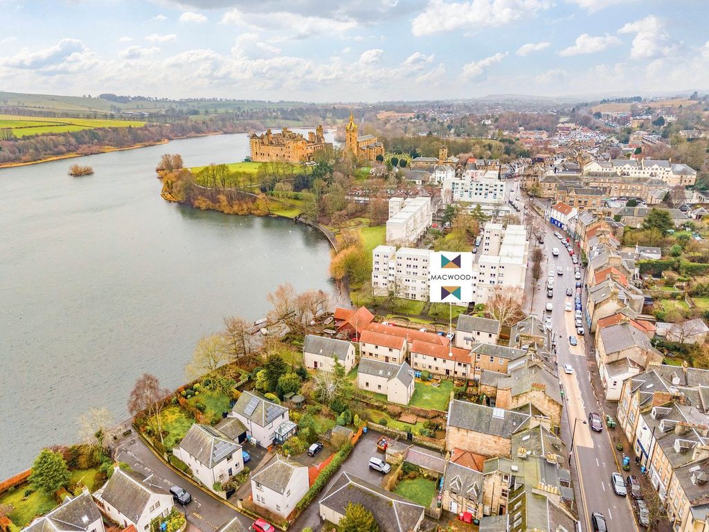 Property photo 1 of 36