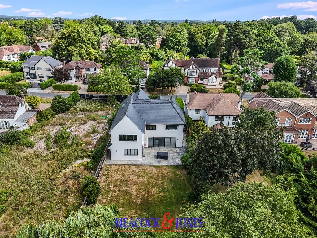 Property photo 3 of 48 Dji_20260715115623_0563_D.Jpg