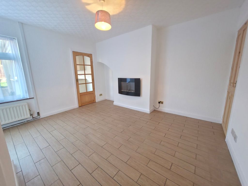 Property photo 3 of 13 Dining Room