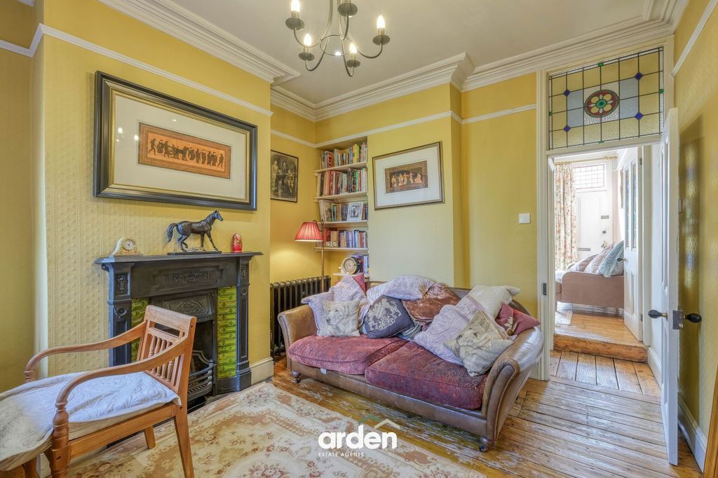 Property photo 3 of 15