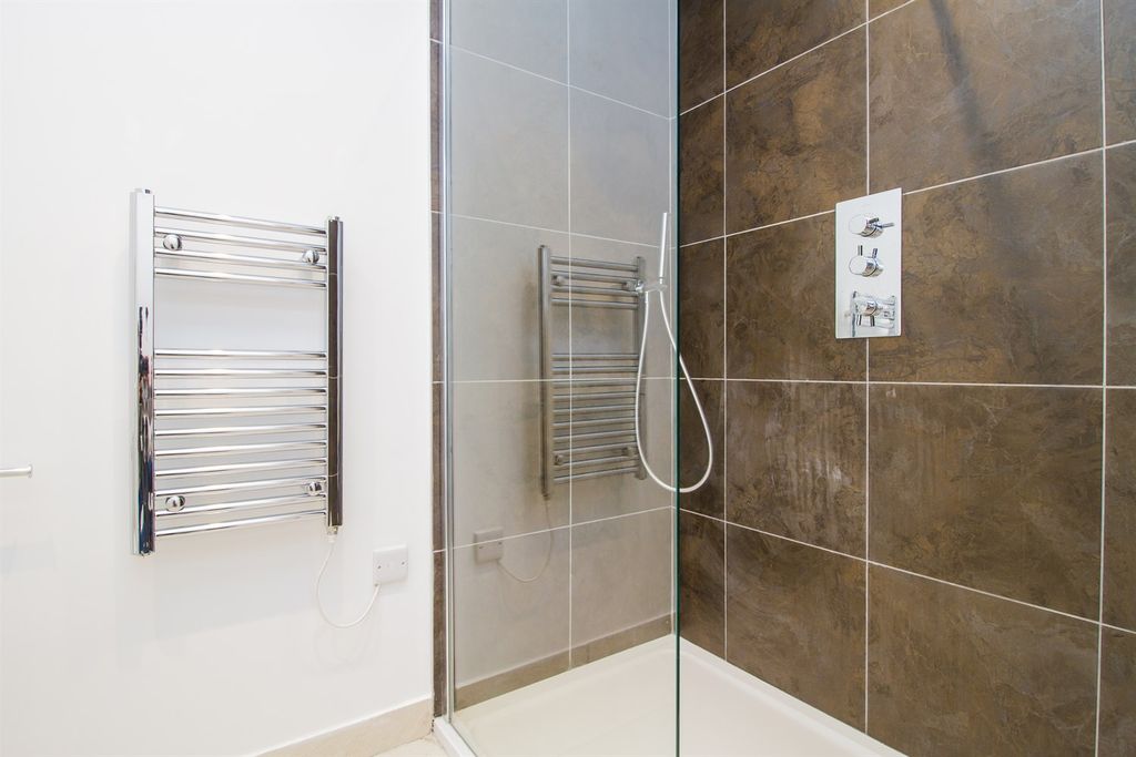 Additional image 7 of 5 bed flat to rentBanbury Road, Summertown OX2