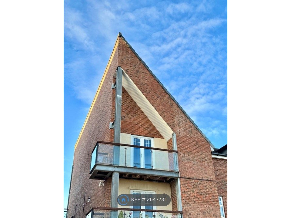 Property photo 2 of 24