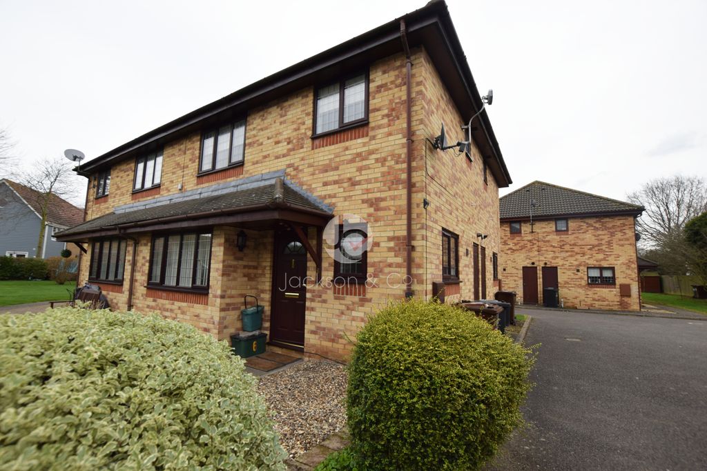 Property photo 1 of 8