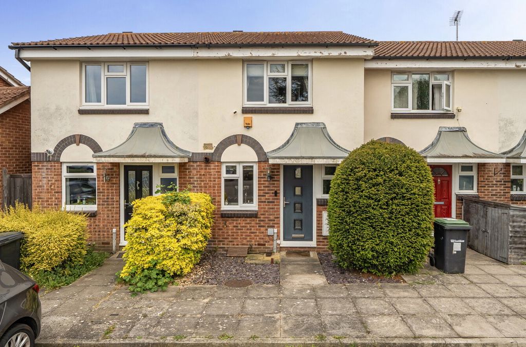Property photo 1 of 17