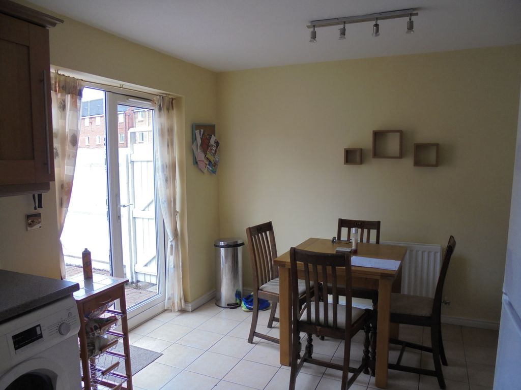 Property photo 2 of 14 Dining Area