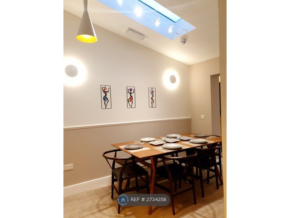 Property photo 3 of 13 Shared Dinnig