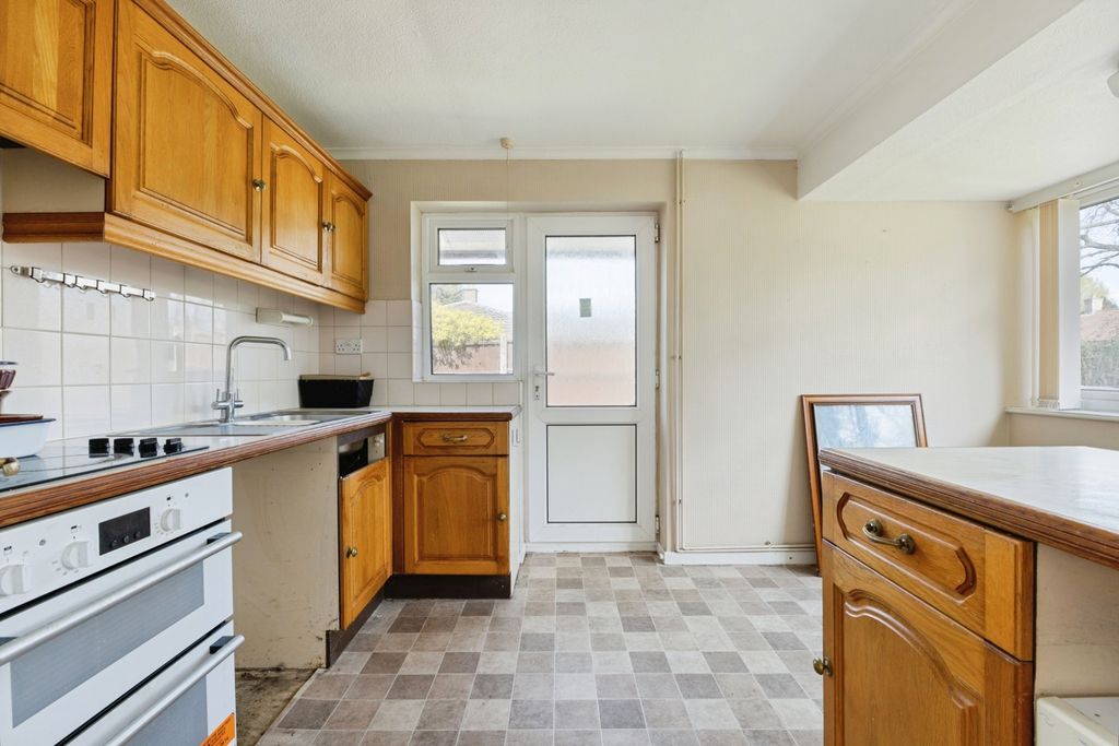 Property photo 2 of 26 Pbox-Img.Jpg