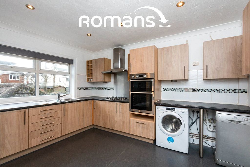 Property photo 3 of 10 Property Image