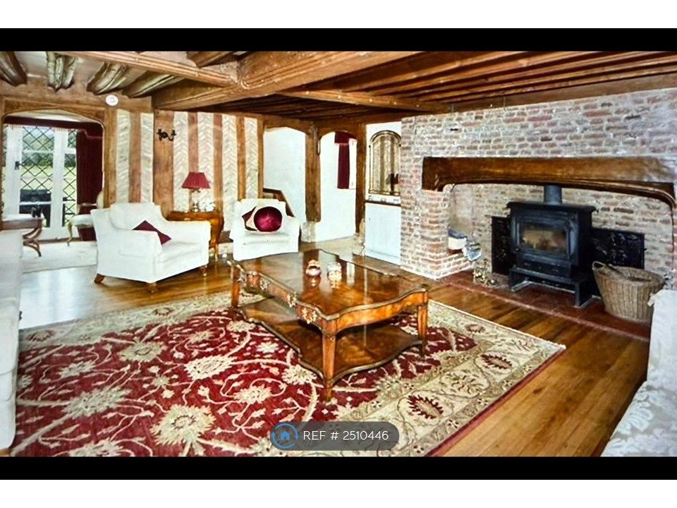 Property photo 2 of 17