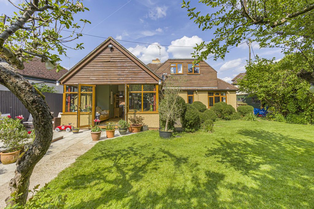 Property photo 1 of 23