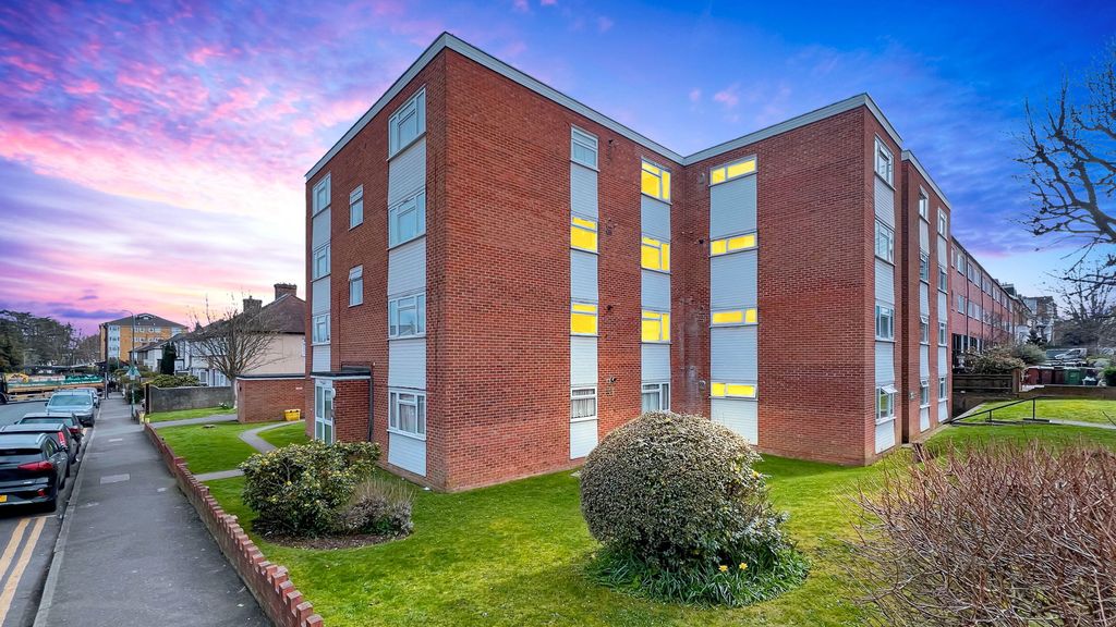 Property photo 1 of 6