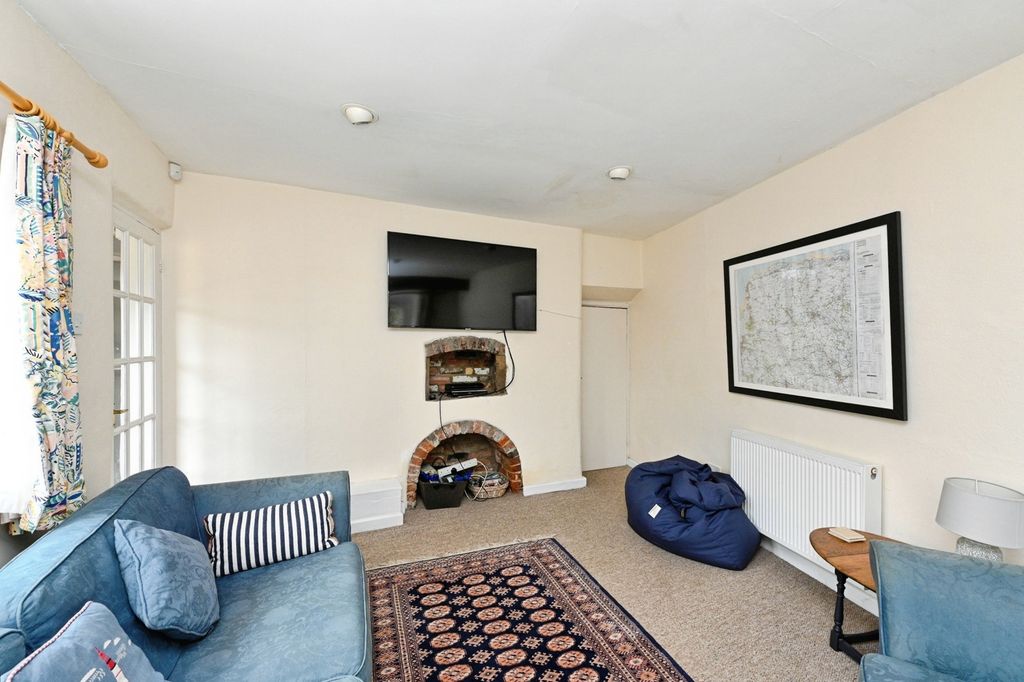 Property photo 3 of 44 Pbox-Img.Jpg