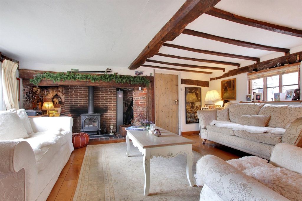 Property photo 2 of 15 Sitting Room