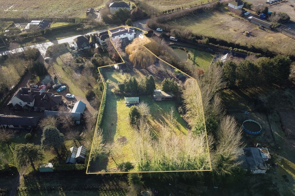 Property photo 2 of 42 4731424