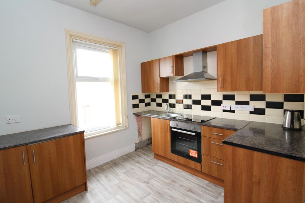 Property photo 3 of 10 Img_1122.Jpg