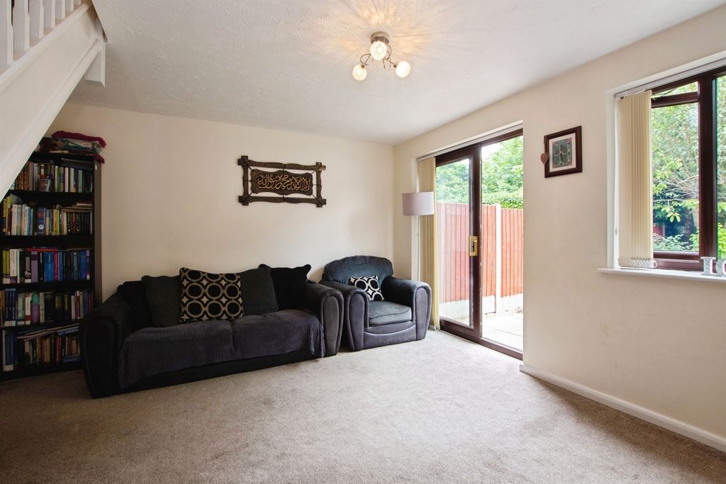 Property photo 3 of 16