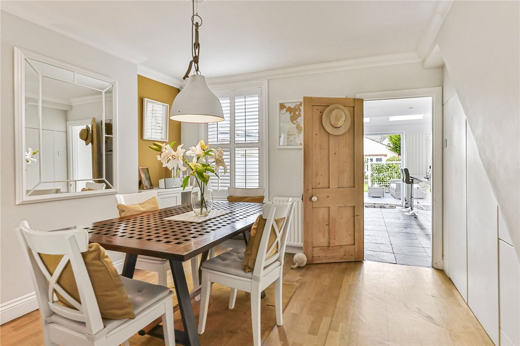 Property photo 3 of 19 Dining Room