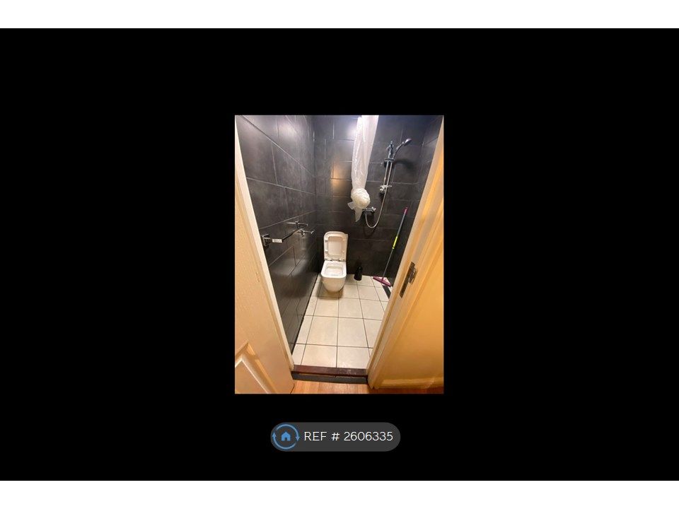 Property photo 2 of 3