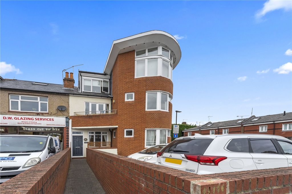 Property photo 3 of 8 Picture No. 04