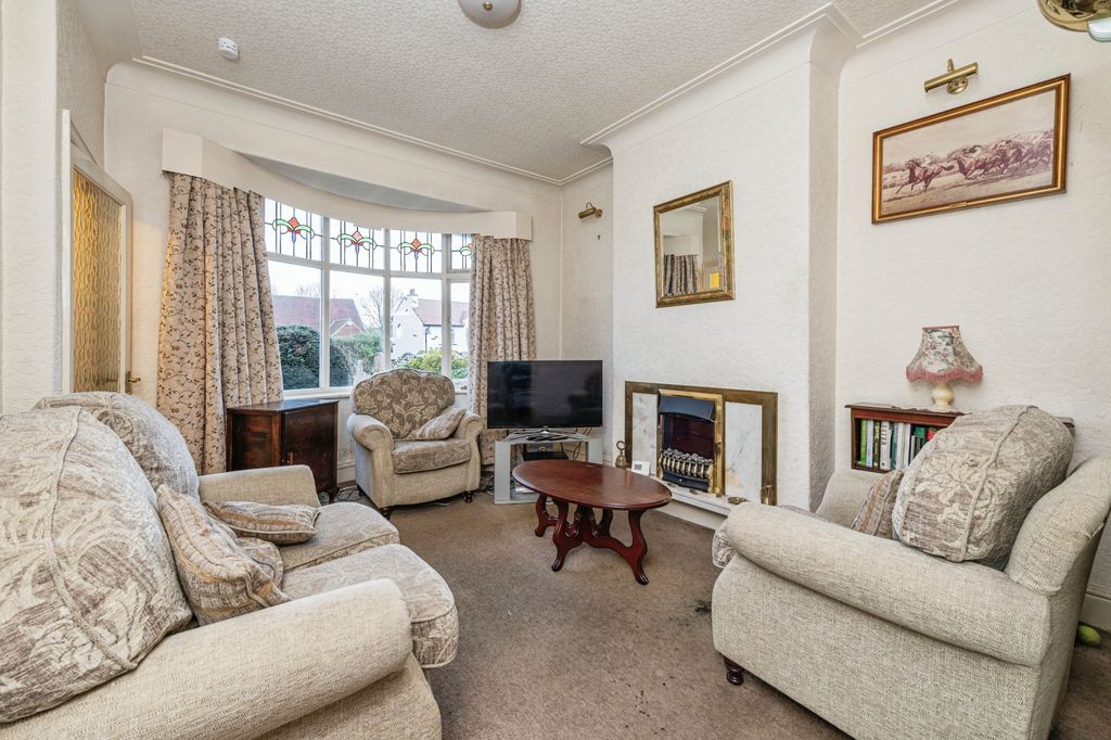 Property photo 2 of 15