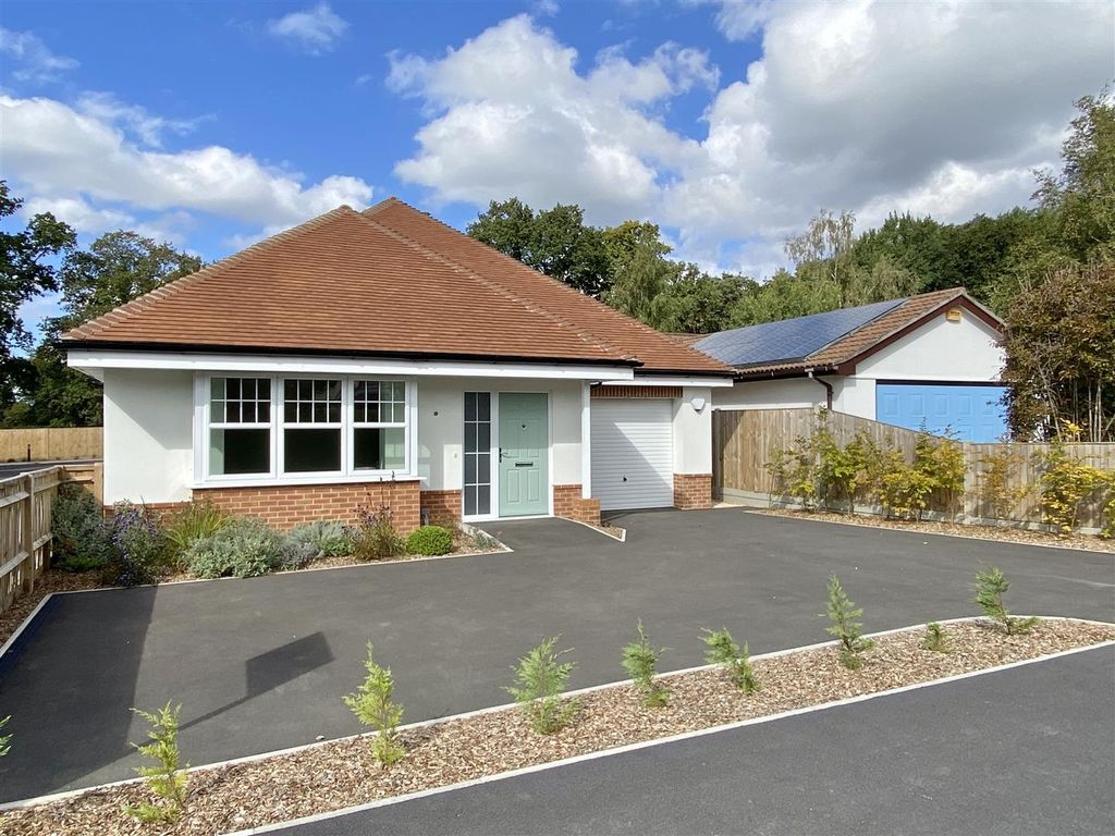 Property photo 1 of 23