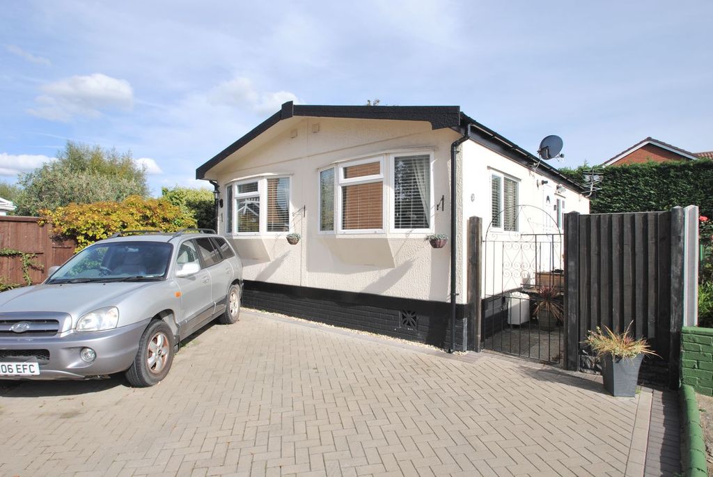 Property photo 1 of 23