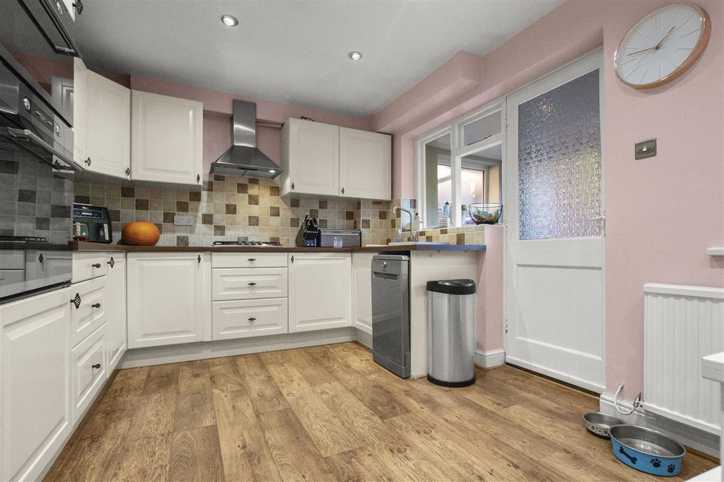 Property photo 2 of 15 5.Jpg