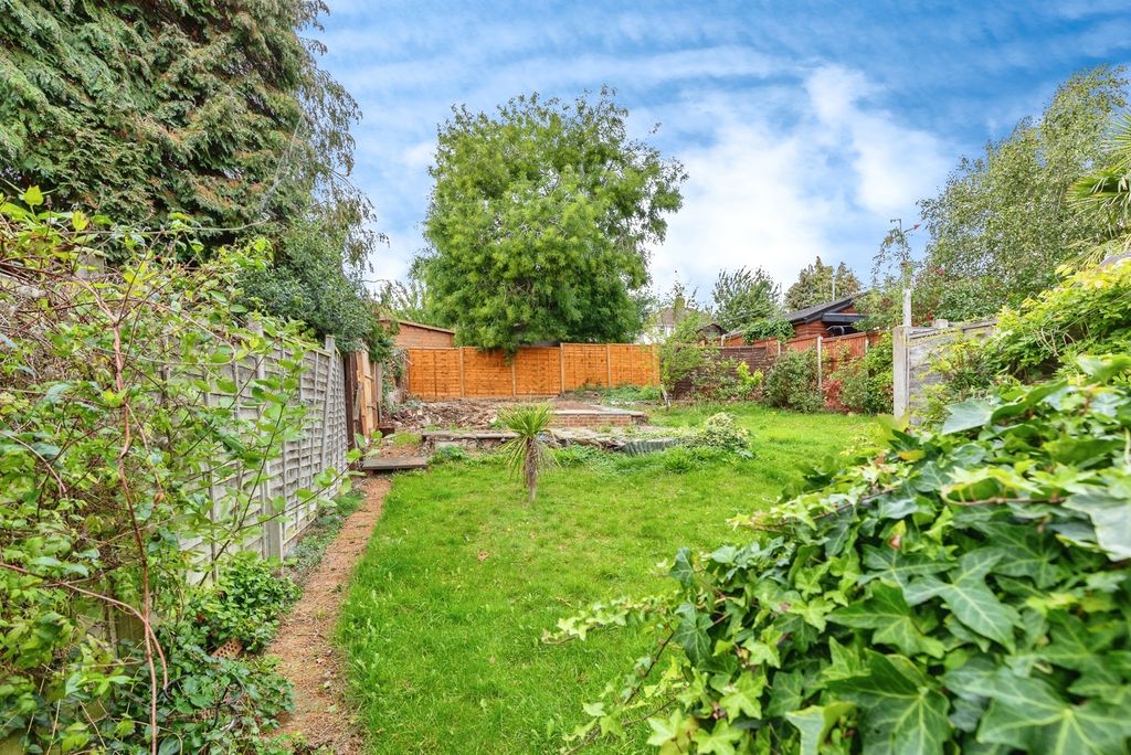 Property photo 3 of 17 Photo