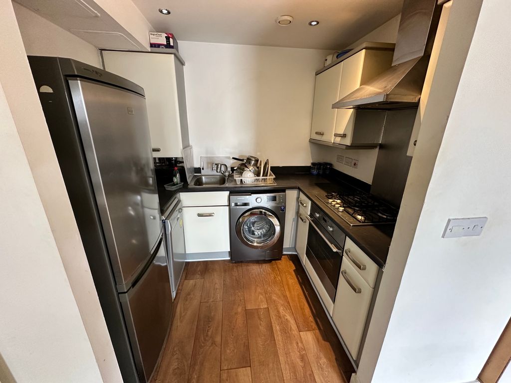 Property photo 2 of 5