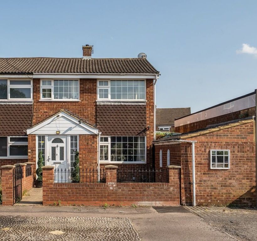 Property photo 1 of 19