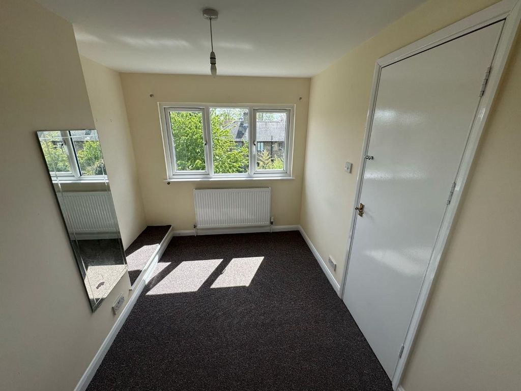 Property photo 2 of 16 04.Jpg