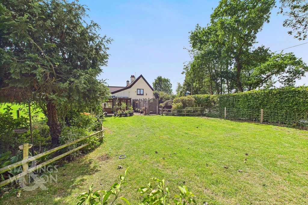 Property photo 1 of 31