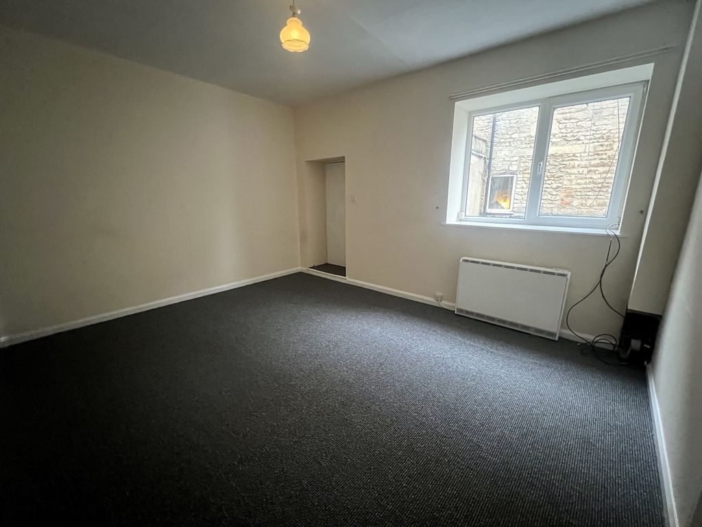 Property photo 2 of 7 Img_4610