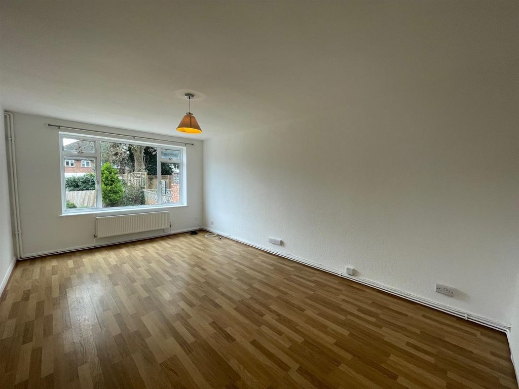 Property photo 2 of 13 549467c4-B95d-4483-Bbdb-2Eba590c2F29.Jpg