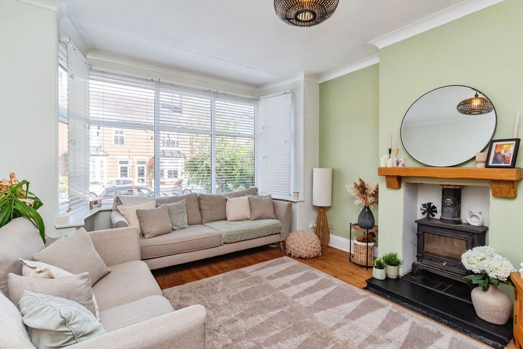 Property photo 3 of 21 Pbox-Img.Jpg