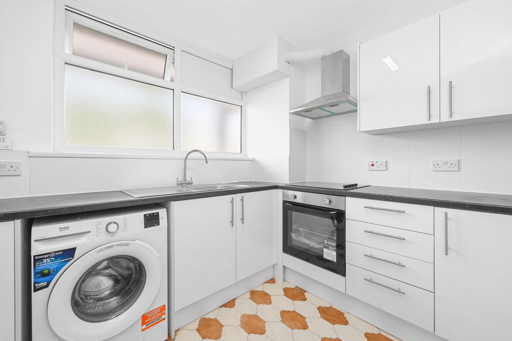 Property photo 3 of 13 Picture No. 06
