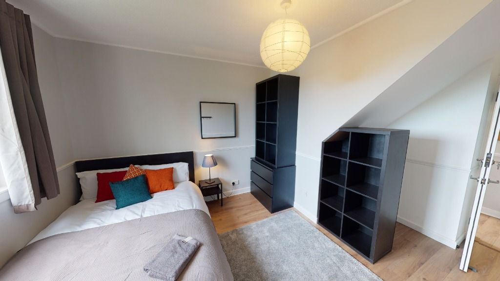 Property photo 1 of 12 Photo 1