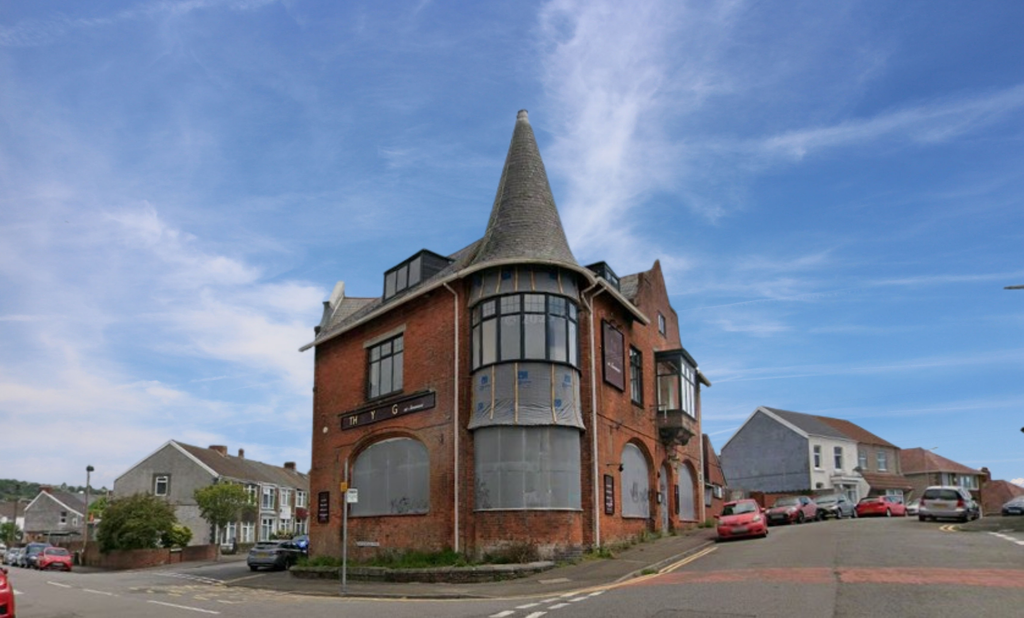 Property photo 1 of 8