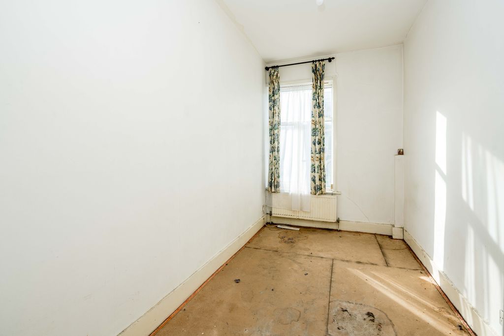 Property photo 3 of 9 _Dsc0157