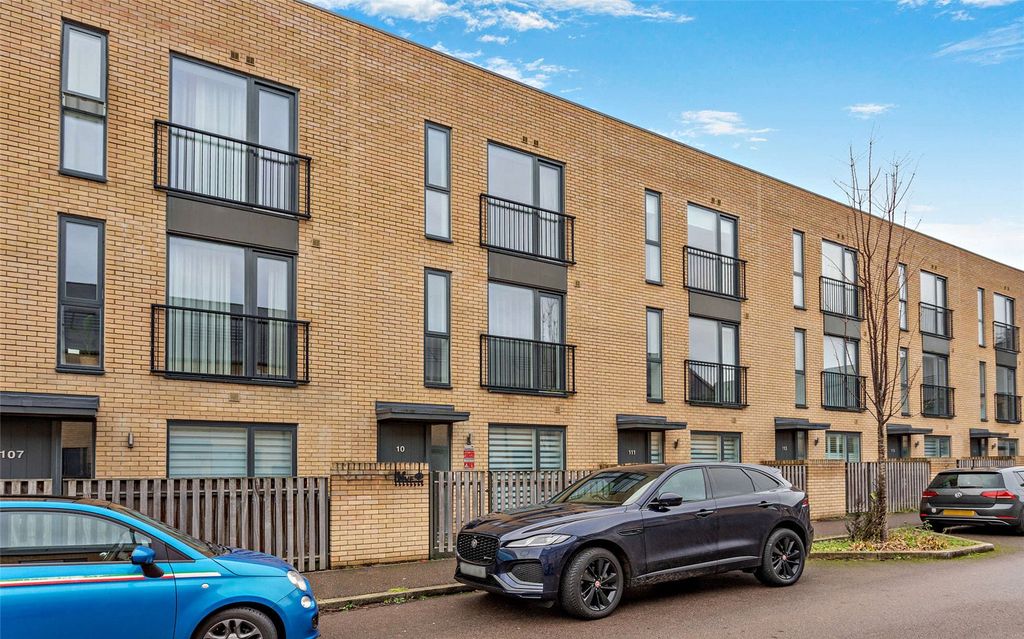 Property photo 1 of 26 Exterior Front