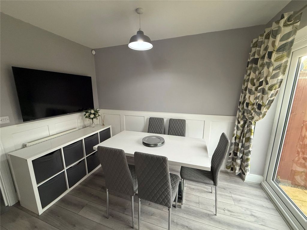 Property photo 3 of 17 Picture No. 13